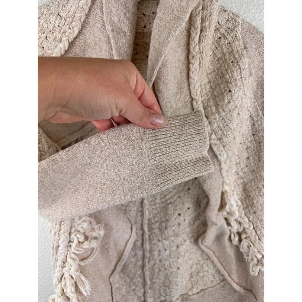 Anthropologie Knitted & Knotted Cardigan Wool‎ Sz S Beige Crochet Fringe Boho